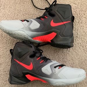 Nike Lebron 13 MUST GO